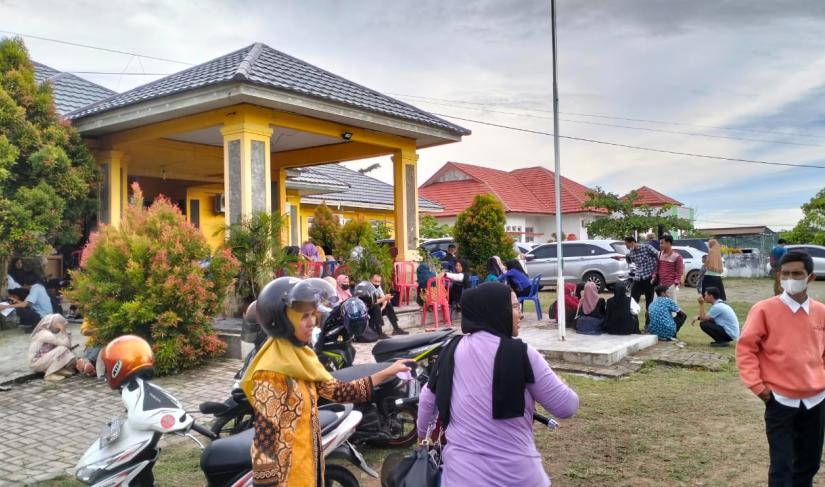 Peserta Mengikuti Tes Wawancara