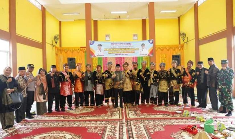 Bupati Tanah Datar Eka Putra, SE. MM hadiri pengukuhan pengurus Lembaga Kerapatan Adat Alam Minangkabau (LKAAM) Pariangan periode 2022-2027, Kamis (01/06).