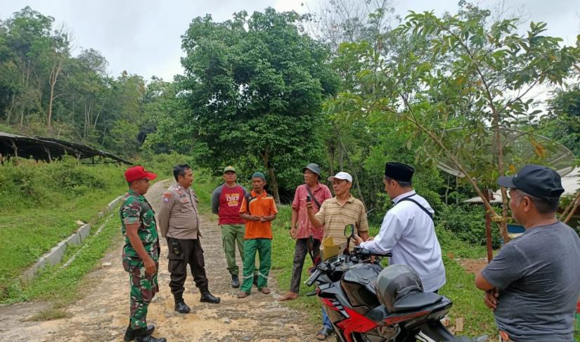 Himbauan Kamtibmas kepada warga binaanya di Desa Talawi Hilie, Kecamatan Talawi Kota Sawahlunto, Senin (01/05/2023).