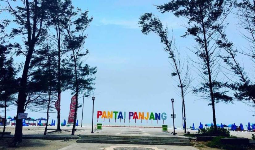 Pantai Panjang Bengkulu.