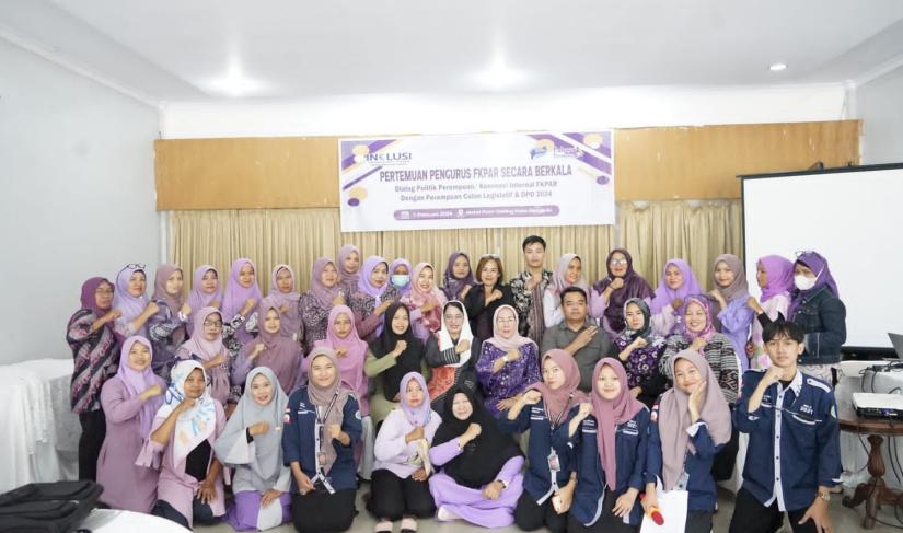 Dialog publik perempuan WCC Bengkulu.