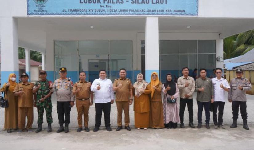 Program Makan Bergizi Gratis (MBG) di UPTD SMP Negeri 2 Silau Laut memasuki hari kedua pelaksanaan, Selasa (03/02/2026).