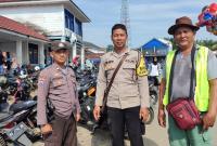 Dalam upaya untuk mewujudkan kamtibmas yang aman dan kondusif, salah satunya dengan kegiatan sambang ke Tukang Parkir Pasar Lubuk Pinang dan memberikan himbauan Kamtibmas kepada Tukang Parkir.