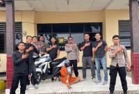 RS (23) warga Desa Air Sebayur Kabupaten Bengkulu Utara, yang dilaporkan melakukan pencurian pada 3 September lalu, akhirnya ditangkap polisi dilakukan pengejaran ke Kota Palembang. 