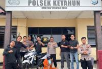 RS (23) warga Desa Air Sebayur Kabupaten Bengkulu Utara, yang dilaporkan melakukan pencurian pada 3 September lalu, akhirnya ditangkap polisi dilakukan pengejaran ke Kota Palembang. 