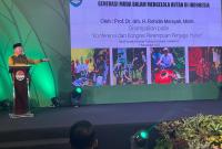 Gubernur Rohidin Mersyah menjadi narasumber dalam Talkshow Konferensi dan Kongres Perempuan Penjaga Hutan yang digelar di Hotel Santika Premiere Gubeng Surabaya, Selasa (7/11/2023).