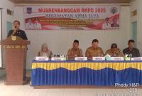 DPRD Provinsi Tantawi Dali saat menghadiri musrenbangcam di kecamatan Arma jaya bu. / Foto Redy Penaraflesia.com