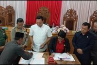 Paripurna Penandatanganan Nota Kesepakatan Rancangan KUA PPAS APBD Bengkulu Utara tahun 2025." Redy Penarafflesia.com"