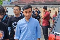 Gibran bukan Contoh yang Baik bagi Anak Muda.