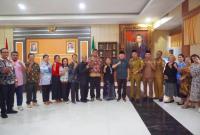 Huria Kristen Batak Protestan (HKBP) Bengkulu dan Persatuan Gereja Indonesia Wilayah (PGIW) Bengkulu menggelar audiensi dengan Gubernur Bengkulu, Rohidin Mersyah, di Ruang Kerja Gubernur Bengkulu, Senin (18/3/24)