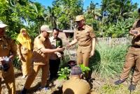 Bupati Gusnan Mulyadi ajak gerakan bertanam manfaatkan pekarangan rumah.