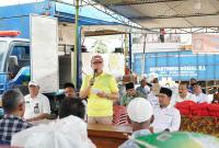 Gubernur Bengkulu melakukan kunjungan ke rumah-rumah warga yang terdampak di Desa Sawang Lebar, Kecamatan Tanjung Agung Palik, dan Terminal Desa Marga Sakti, Kecamatan Padang Jaya, Bengkulu Utara.