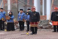 Upacara dengan tema “Menjaga Sejarah Lestarikan Budaya”.