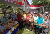 Gerakan Pangan Murah (GPM). Kegiatan ini dibuka langsung oleh Bupati Bengkulu Utara, Arie Septia Adinata, SE, M.AP, pada Jumat (14/3/2025).