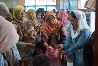 Anggota DPD RI Daerah Pemilihan Provinsi Bengkulu, Apt. Destita Khairilisani, S.Farm., M.S.M., melaksanakan kegiatan reses ke-4 Masa Sidang II Tahun Sidang 2025–2026 bersama masyarakat peserta Posyandu Sedap Malam Kelurahan Surabaya, Sabtu (13/12/2025).