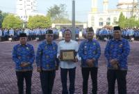 emerintah Kabupaten (Pemkab) Asahan menggelar Upacara Hari Kesadaran Nasional bulan Maret 2026 di halaman Kantor Bupati Asahan, Selasa (17/3/2026). 