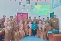 Pemerintah Desa Lubuk Sanai II bersama Tim Penilai Lomba Desa disela-sela melakukan penilaian, Selasa (21/4/2026). (Oye/PenaRafflesia.Com)