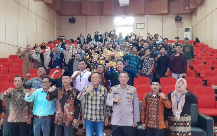 Sumardi Anggota DPRD Provinsi Bengkulu foto bersama