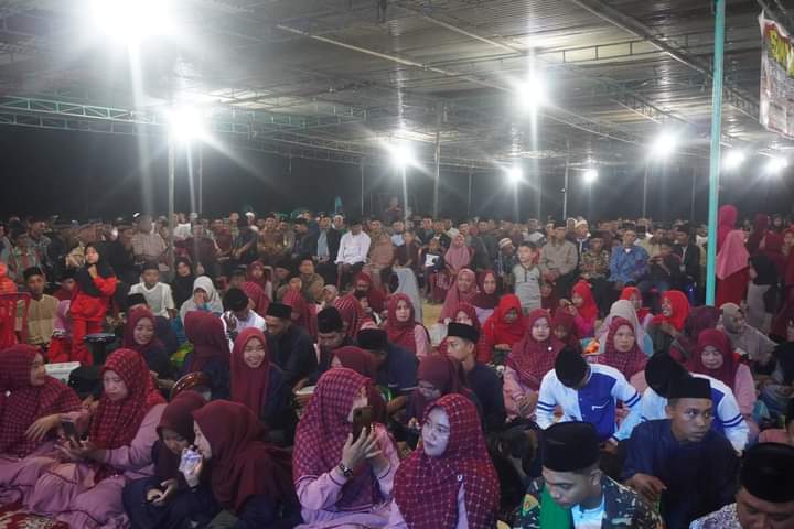 Warga yang menghadiri acara tahun baru Islam 1445 H.