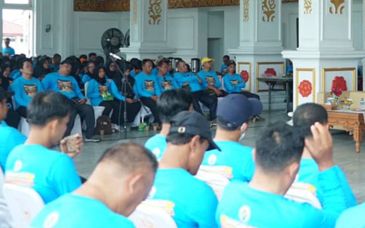 Peringatan Hari Bhakti Pendamping Desa Tahun 2025 yang digelar di Balai Raya Semarak, Selasa (21/10).