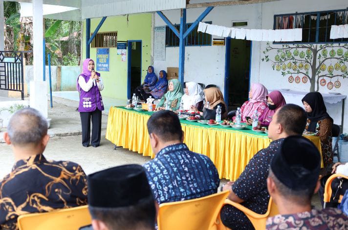 Ketua TP Posyandu Persit Chandra Kirana 0208/As
