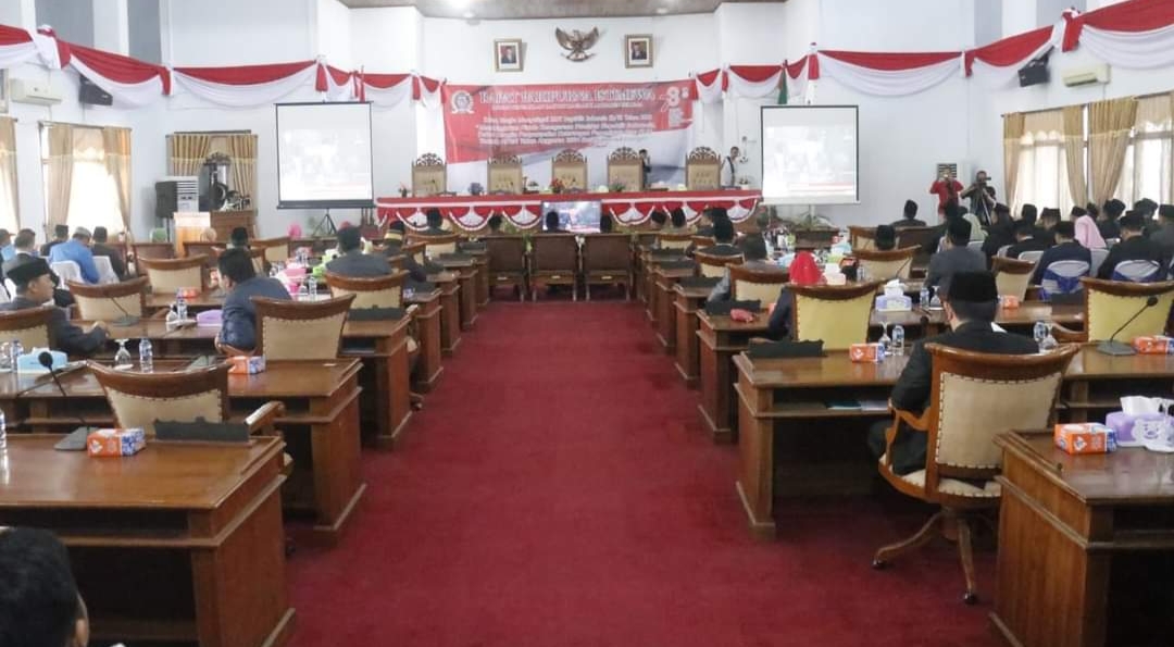 Poto peserta Paripurna saat mendengarkan pidato Presiden RI 
