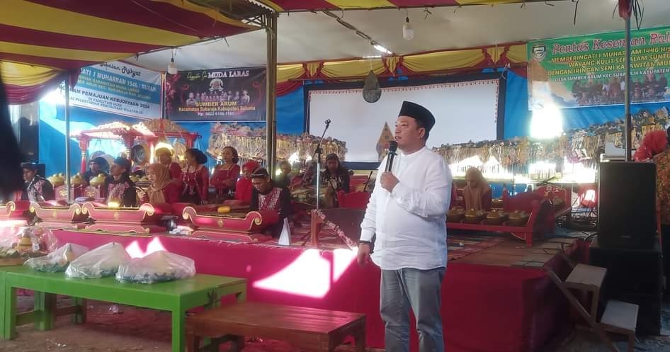 Bupati Seluma saat menyampaikan sambutanya saat syukuran yang 53 desa sumber arum