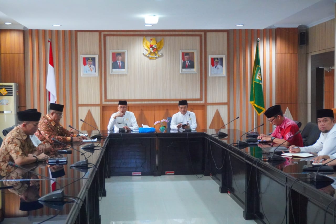 Rapat Pemrov