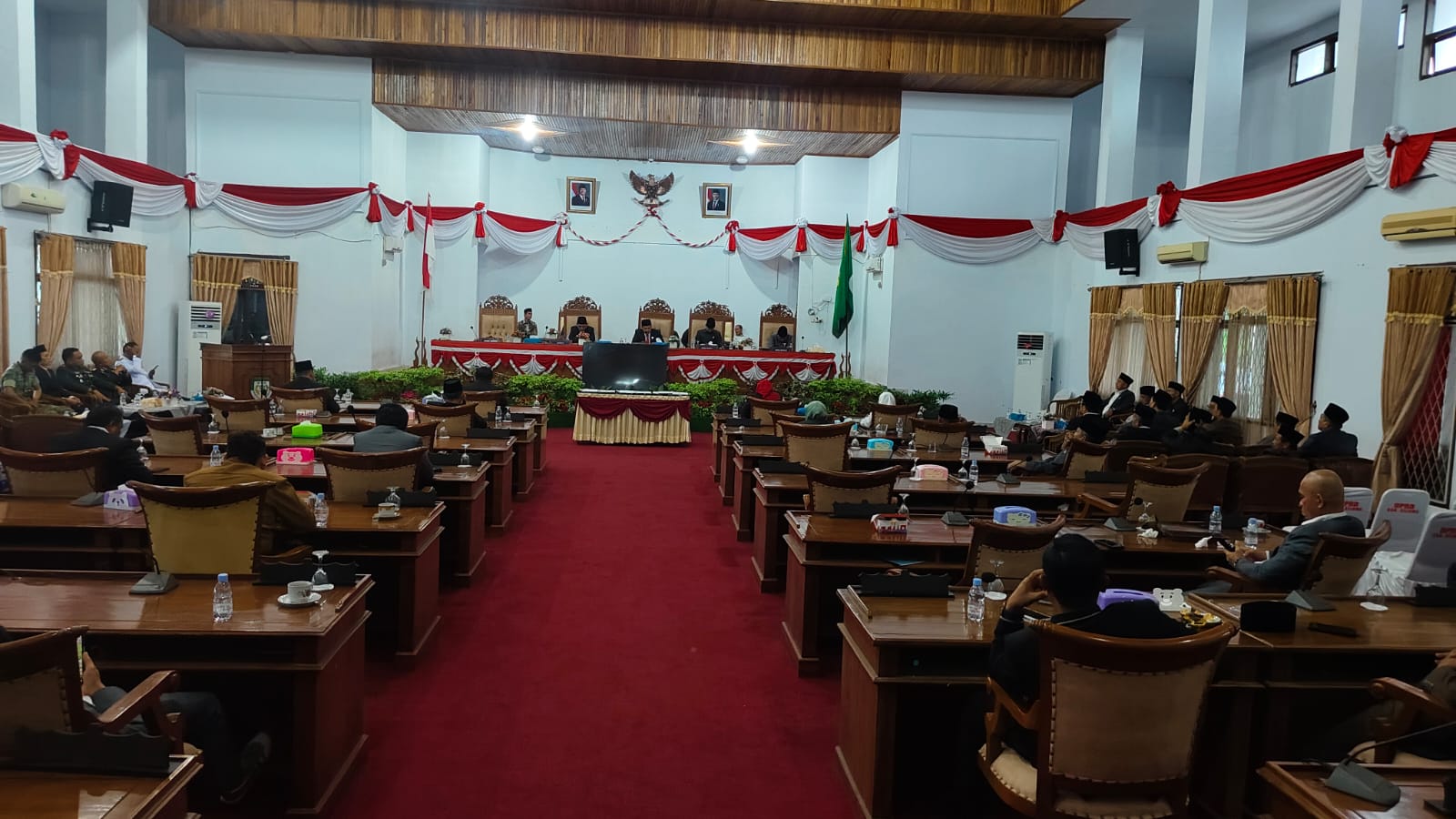 Paripurna DPRD Seluma