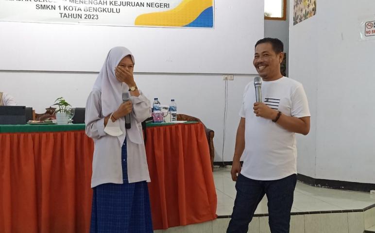 usin dewan