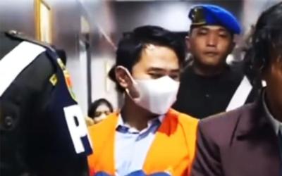 Hartanto (HT) sebagai tersangka baru kasus dugaan tindak pidana korupsi pembebasan lahan proyek strategis nasional (PSN) Jalan Tol Bengkulu–Taba Penanjung.