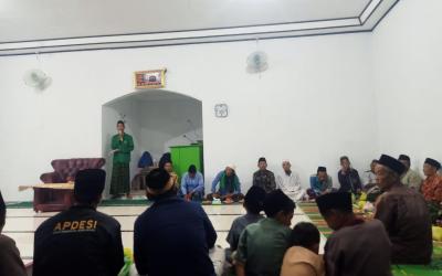 Desa Sinar Mulya, Kecamatan Maje, Kabupaten Kaur,menggelar acara rutinitas Maulud Nabi acara digelar di Masjid Al-Ikhlas, Rabu (10/9//2025).