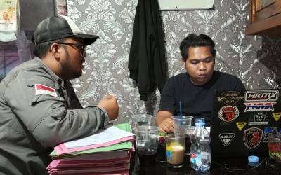 Renald Ayubi, resmi melaporkan dugaan tindak pidana pencemaran nama baik dan pembunuhan karakter ke Polres Bengkulu Selatan, Senin 13 April 2026. 