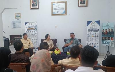 Audiensi Elisa dengan Ketua Umum DPP IKA Semaku, Syafriandi, bersama jajaran pengurus di Sekretariat DPD RI Provinsi Bengkulu, Jumat (16/10/2026).
