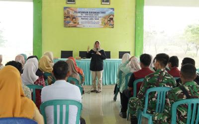 Satgas TMMD Kodim 0813 Bojonegoro bergandengan tangan dengan Dinas Perpustakaan dan Kearsipan Provinsi Jawa Timur, serta Dinas Perpustakaan Kabupaten Bojonegoro menggelar bimbingan literasi dan Layanan Terpadu Perpustakaan Desa (LTPD), Selasa (4/8/2026).