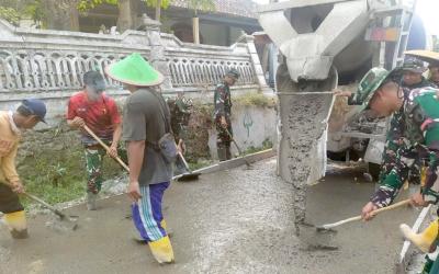 Program TNI Manunggal Membangun Desa (TMMD) ke-129 Tahun Anggaran 2026 di Dusun Mundu, Desa Kesongo, Kecamatan Kedungadem, Kabupaten Bojonegoro, memasuki tahap penyelesaian akhir, Sabtu (1/8/2026).