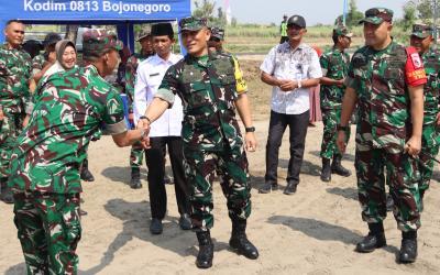 Dalam kunjungan lapangan yang berlangsung Jumat (31/7/2026), Tim Wasev menilai berbagai sasaran program TMMD berjalan dengan baik dan menunjukkan perkembangan yang signifikan.