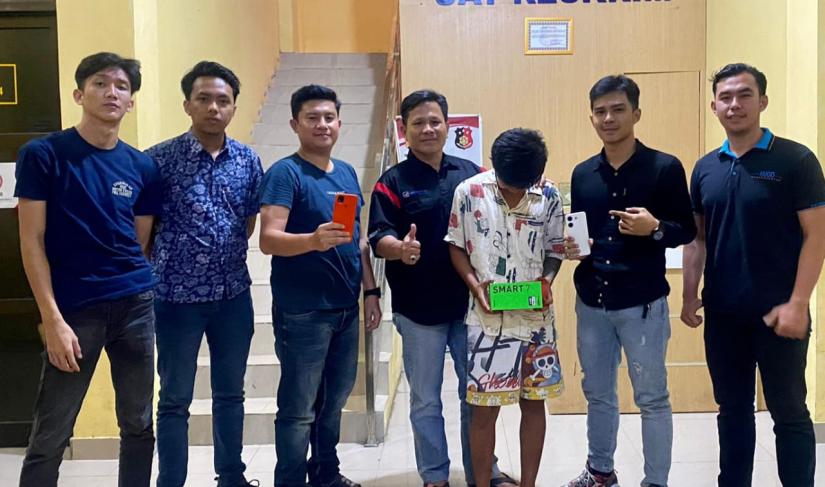 Seorang remaja pria berinisial DP (20), warga Desa Talang Liak I Kecamatan Bingin Kuning Kabupaten Lebong, diamankan petugas Satreskrim Polres Lebong Polda Bengkulu atas kasus pencurian dengan pemberatan (Curat).