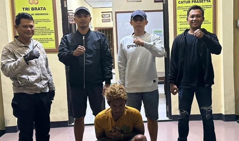 Polisi berhasil menangkap DK (22 Th) warga Desa Sidodadi Kecamatan Penarik Raya, Kabupaten Mukomuko yang melakukan tindak pidana pencurian tabung gas 3 Kg di warung Desa Mekar Mulya.
