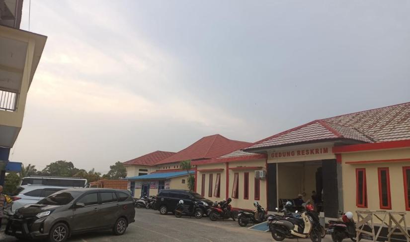 Satreskrim dan Sat intelkam Polres Kaur, Kamis 7 September 2023 melakukan operasi tangkap tangan (OTT) sekira pukul 15:30 WIB.