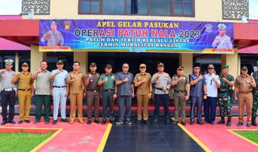 Bupati Bengkulu Selatan Gusnan Mulyadi Tampak iKUT aPEL Bersama Foto/Dok