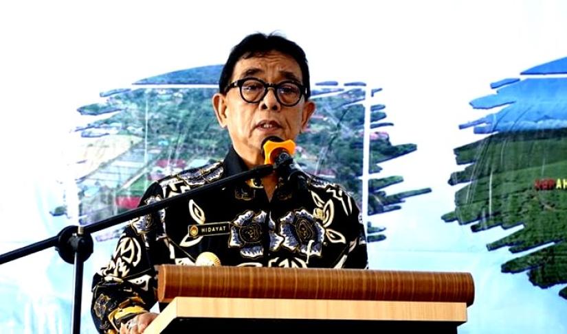 Bupati Kepahiang, Dr.Ir Hidayattulah Sjahid, MM IPU