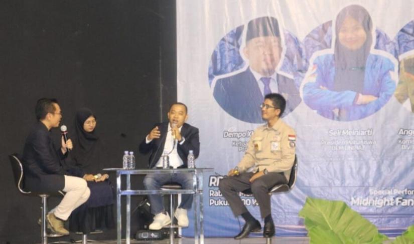 Dempo Xler saat Diskusi Gelaran Cerdas Memilih Bersama LPP Rri 