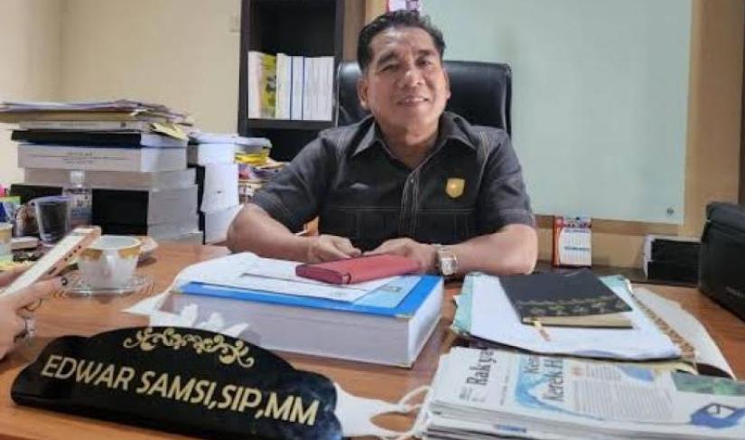 Ketua Komisi IV Edwar Samsi 
