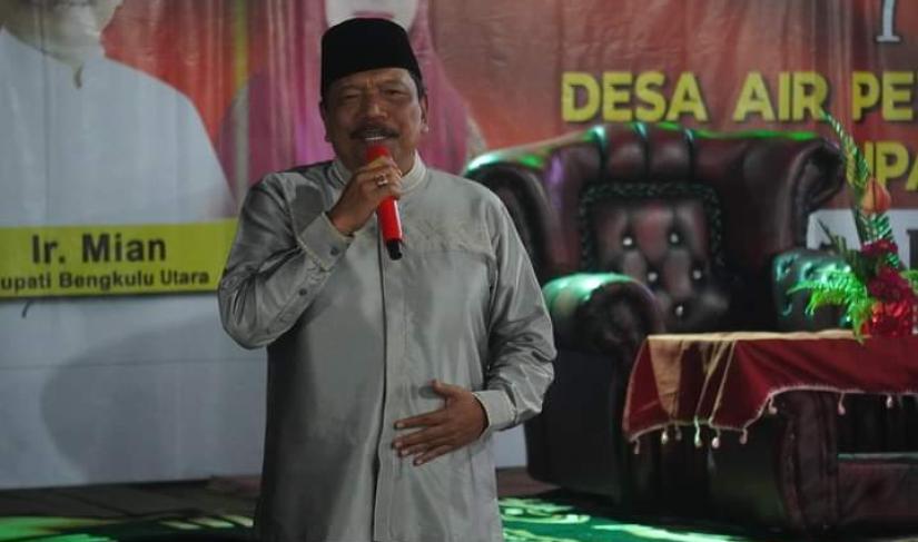 Bupati Bengkulu Utara Ir H Mian saat menyampaikan kata kata sambutan