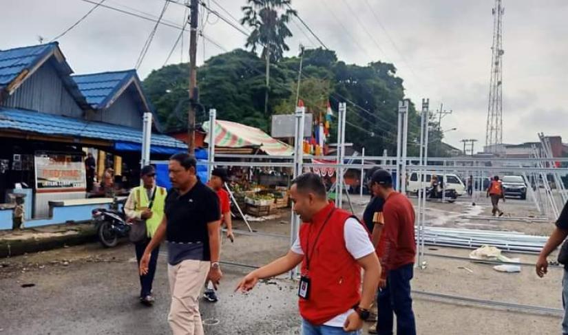 Bupati Ir H Mian memantau lokasi pembangunan pasar argamakmur BU