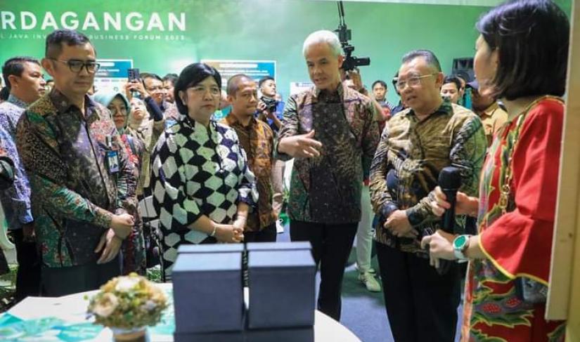 Pengusaha bersama Ganjar dalam Jateng Expo