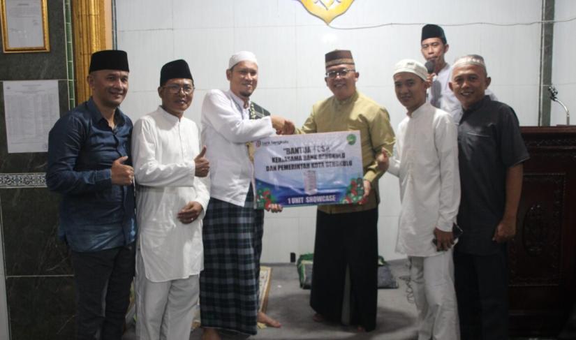 Masjid Nurul Hidayah di Jalan Jenderal Sudirman Kelurahan Pintu Batu yang dikunjungi oleh pihak Pemerintah Kota Bengkulu., Rabu malam (6/4/23).