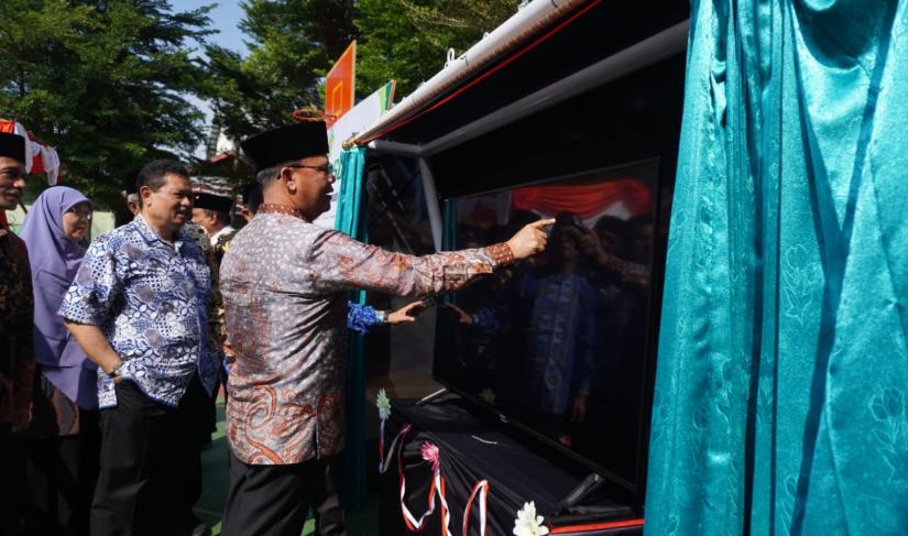 Gubernur Launching Sekolah Digital SMA Muhammadiyah 4 Kota Bengkulu 