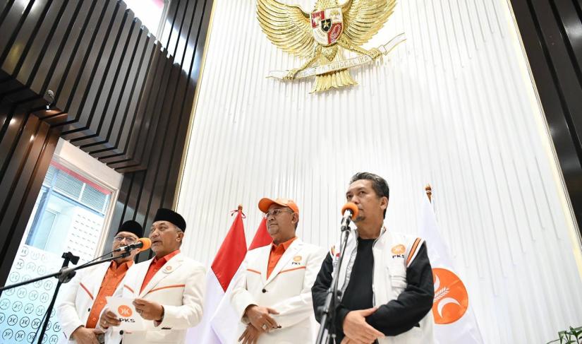 Konferensi pers perkembangan Koalisi Perubahan untuk Persatuan.
